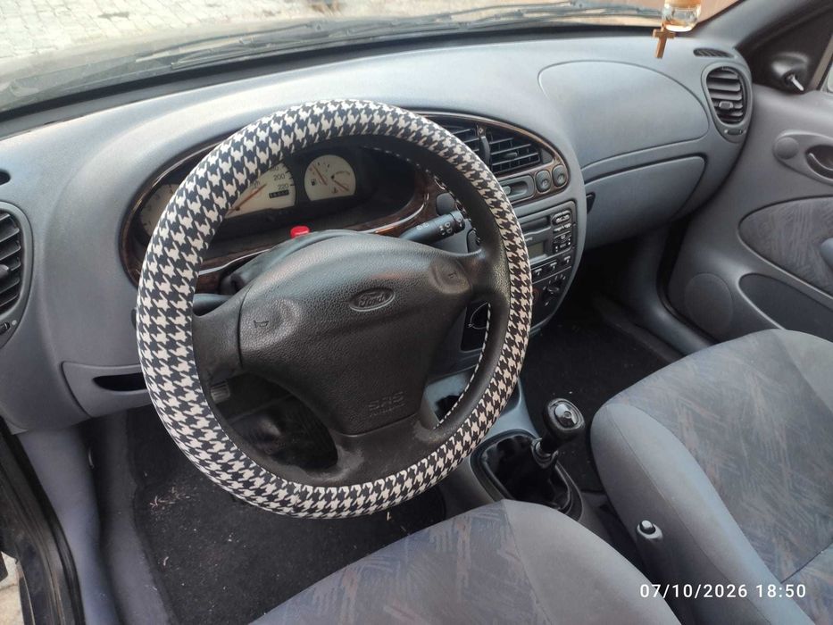 Ford fiesta 1300 a gasolina de 1997 — photo 5
