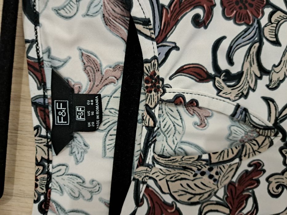 *F&F. Tunika damska rozmiar 44(46)