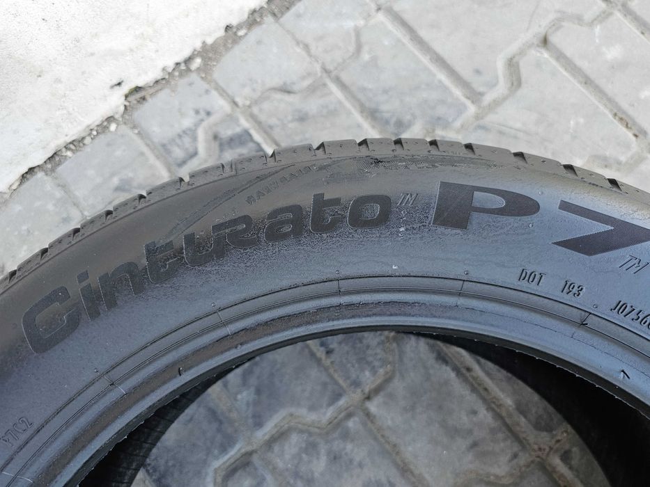 Lato Pirelli 215/55 R17 5.5mm