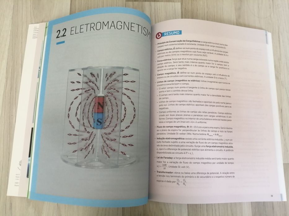Caderno de exercícios 11°ano de Física A