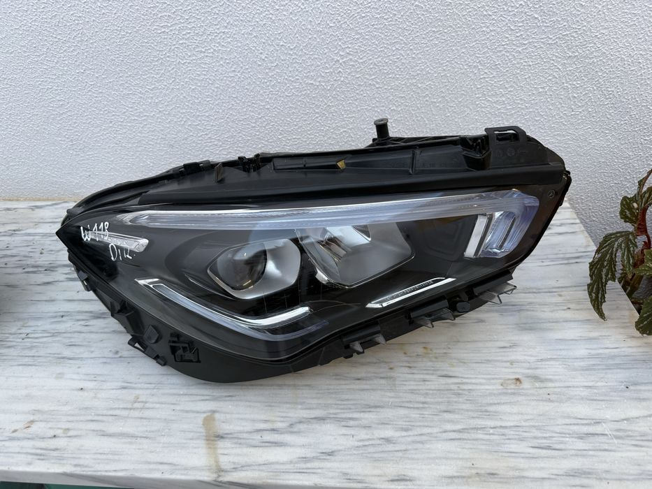 Farois para mercedes CLA 250e  (C118)