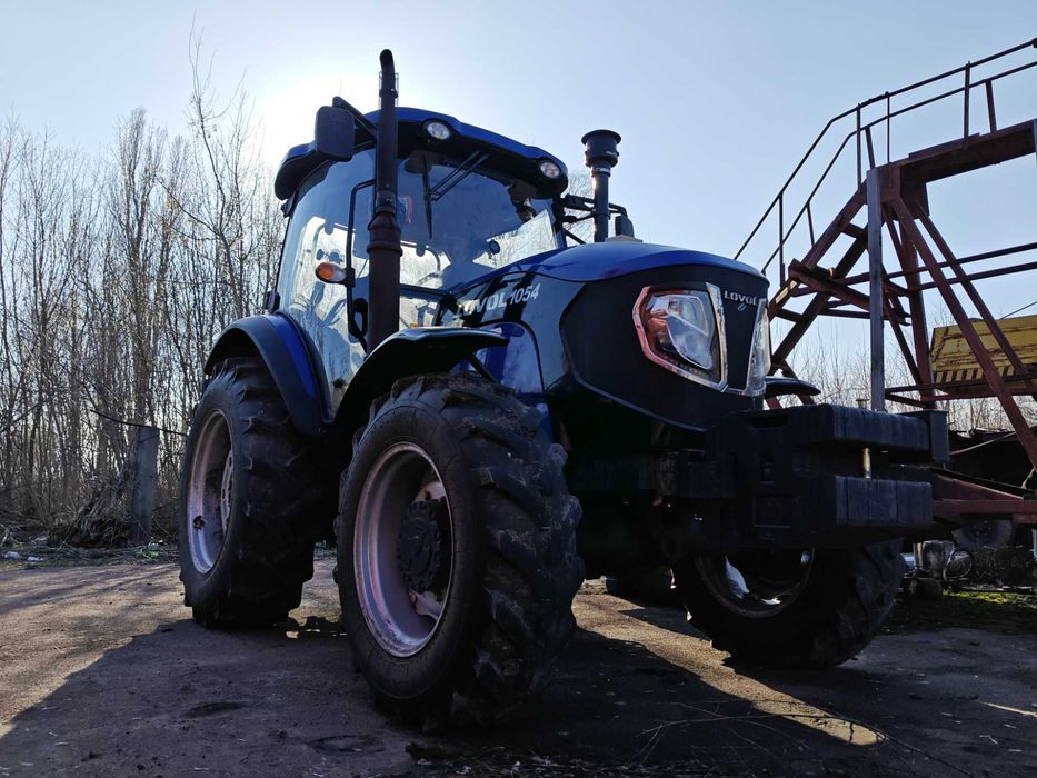 Трактор LOVOL 1054 Ловол
