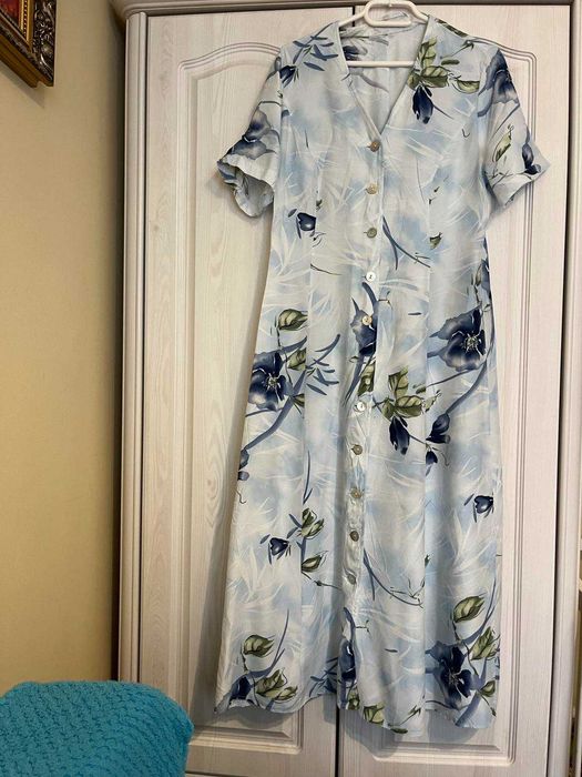 Długa sukienka na guziki wiązana błękitna Vivien Caron S/M 36/38