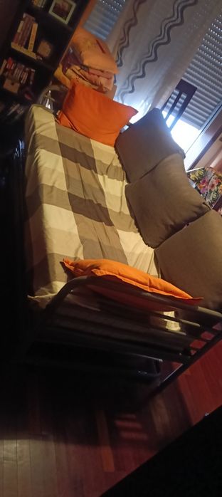 Cama metal Ikea (com 2a cama).