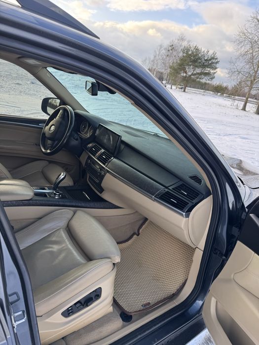 Продам BMW X5 e70 35d 2011 рік. Пробіг 205 тис км