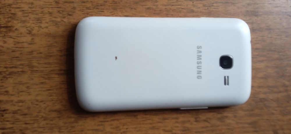 Мобільний телефон самунг