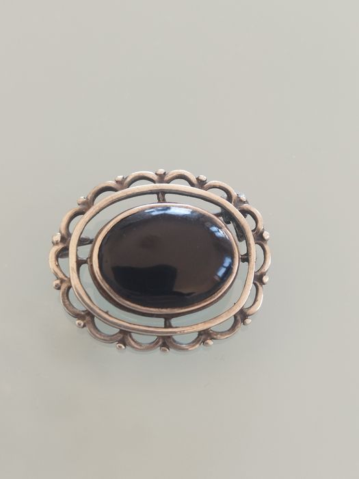 Lindo broche de prata