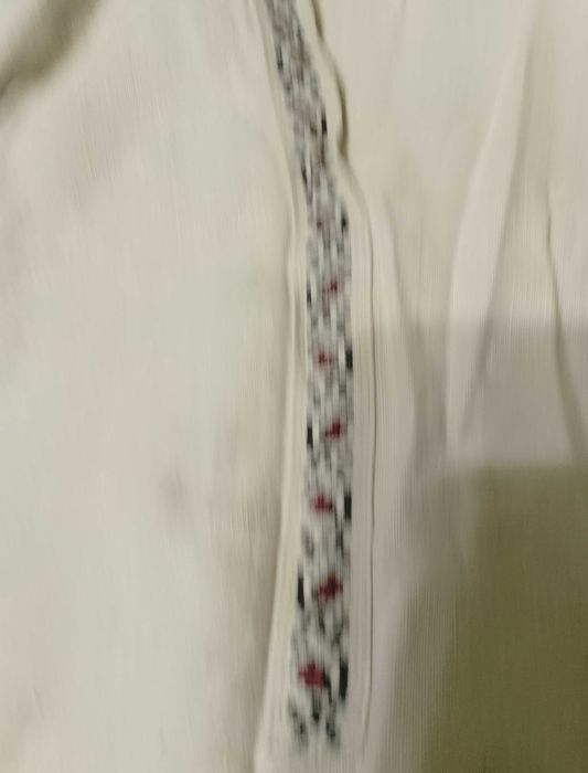 Старинная вышиванка из домотканной ткани