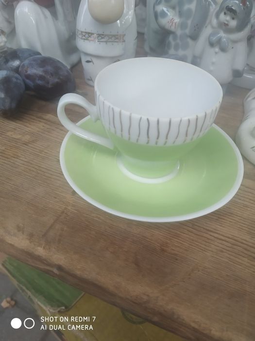 Продам  чашки и кофейные парыары