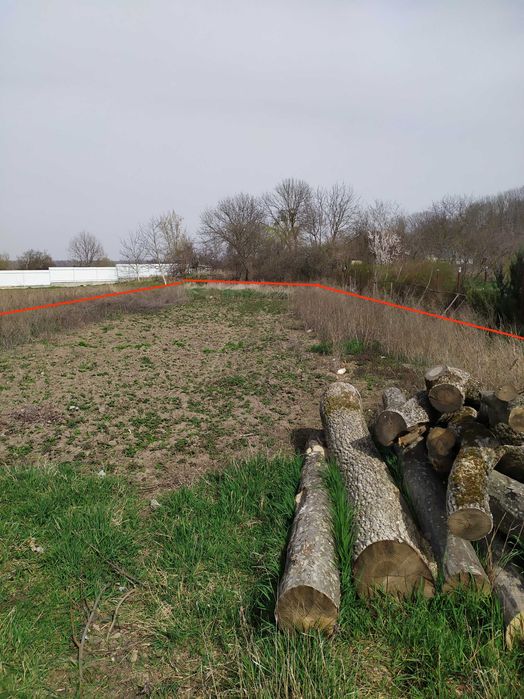 Участок (ділянка) під будівництво