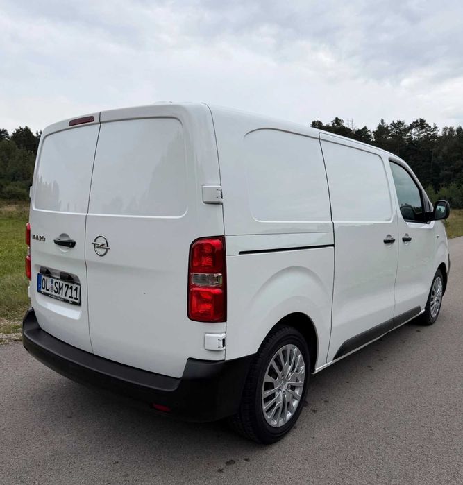 Бампер Opel Vivaro C Запчастини Опель Віваро ц Розборка