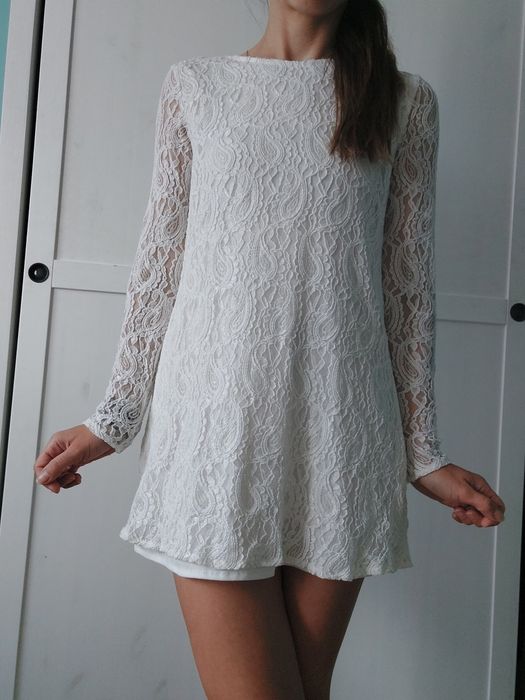 Koronkowa sukienka mini Glamorous r.XS