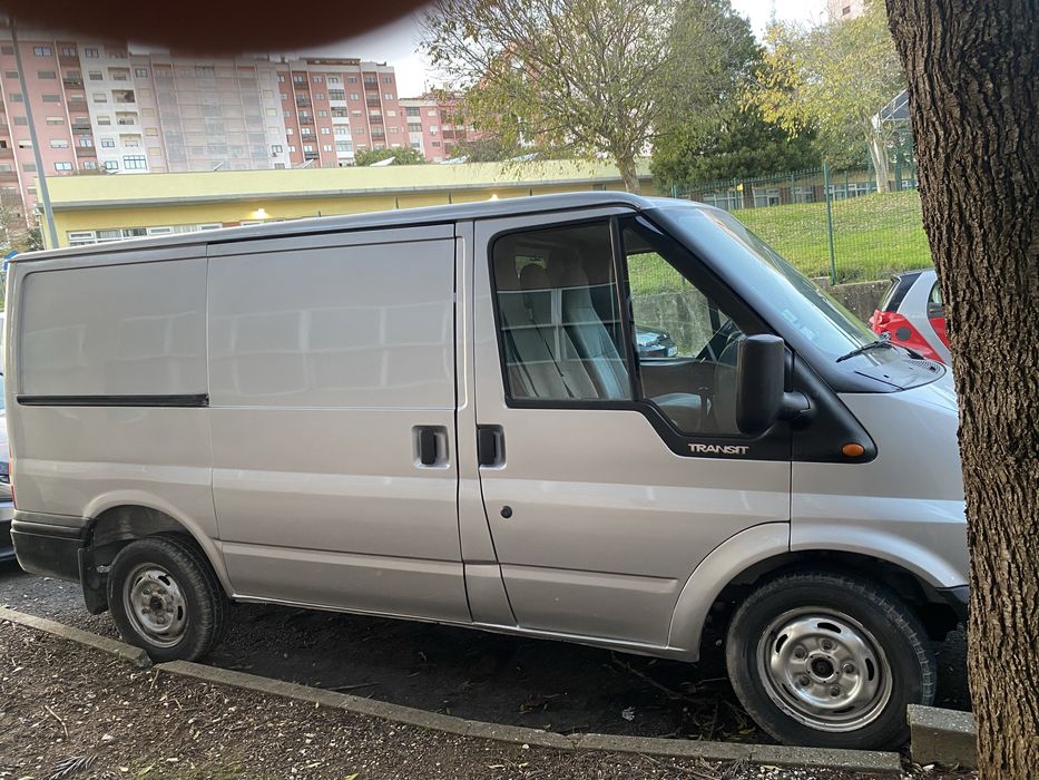 Carrinha de tres lugares Ford Transit comercial 2000tddi, ano 2005
