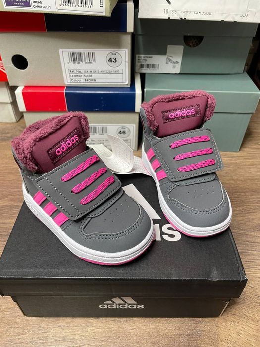 Кросівки Adidas Hoops mid 2.0 I. Розмір 21.