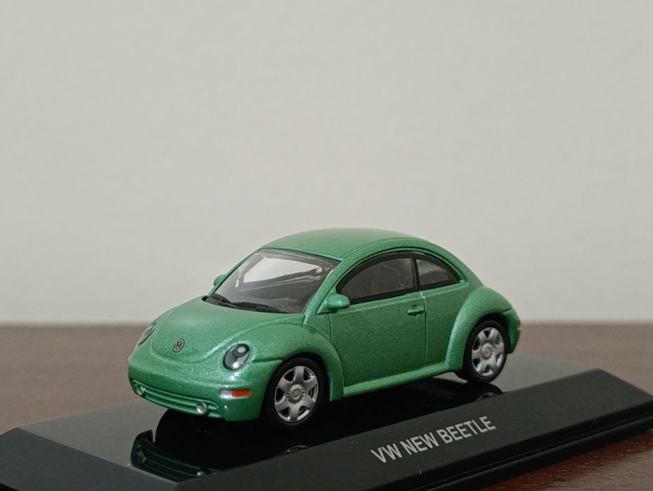 Volkswagen New Beetle 1/64