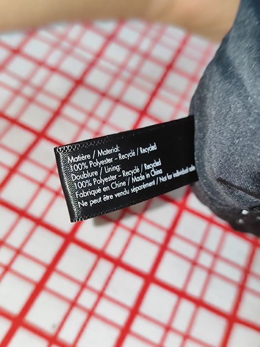 Prada.          .