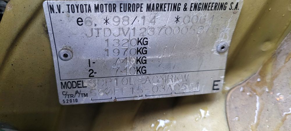 klapa bagażnika toyota yaris i japończyk wybór kolorów 580, 209, 1