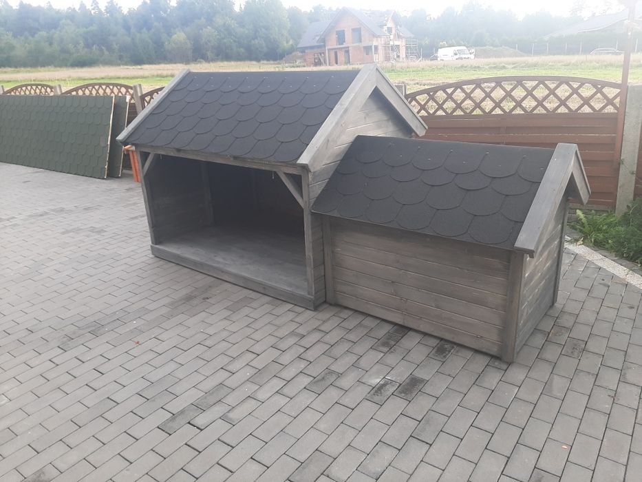 Buda dla psa z zadaszeniem