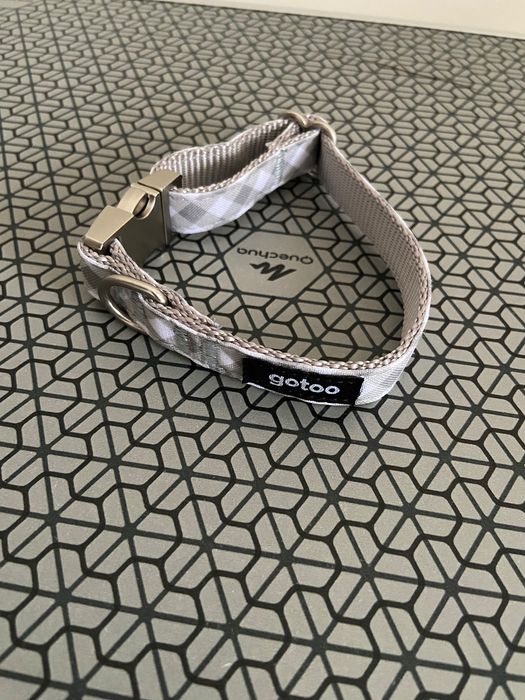 Coleira ajustável nova  porte pequeno ou médio