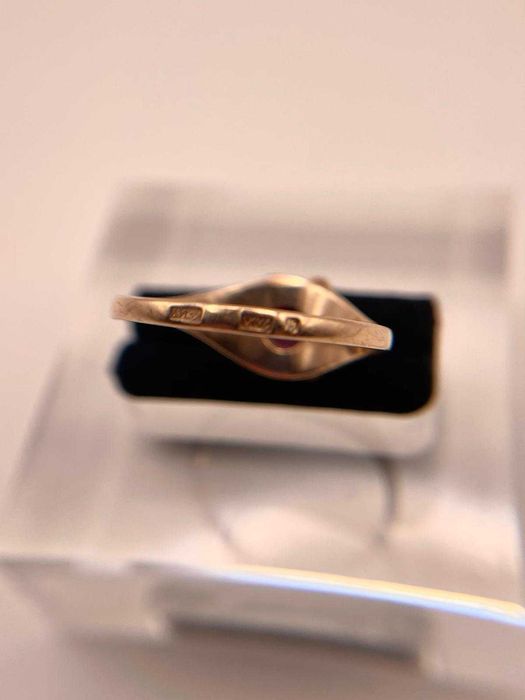 Anel em Ouro 14K com Pedra Rosa – Tamanho 55 – 3,6g