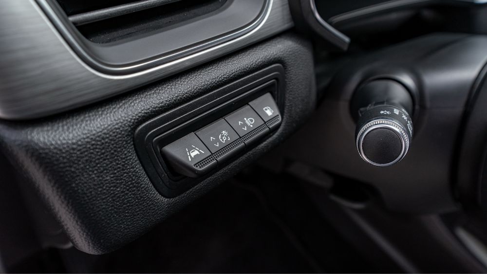 Renault Captur 1.6 Hybrid Plug-In Intense (Financiamento disponível)