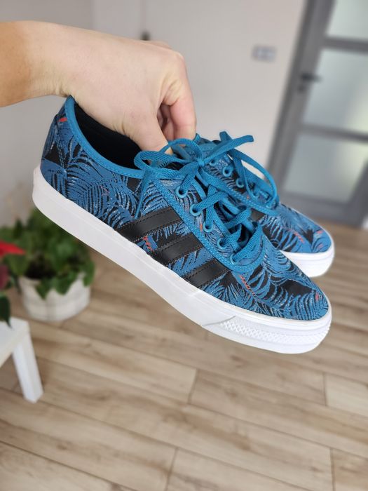 Niebieskie trampki Adidas AdiEase floral w rozmiarze 42 stan idealny