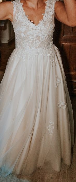 Suknia ślubna rozm. 40-42