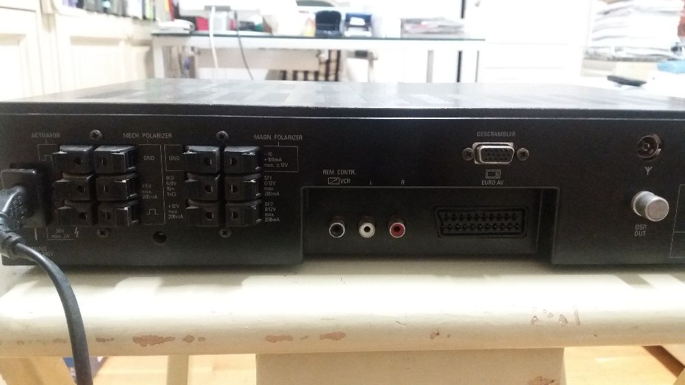 nde-se Digital Satellite Receiver GRUNDING str 300 ap