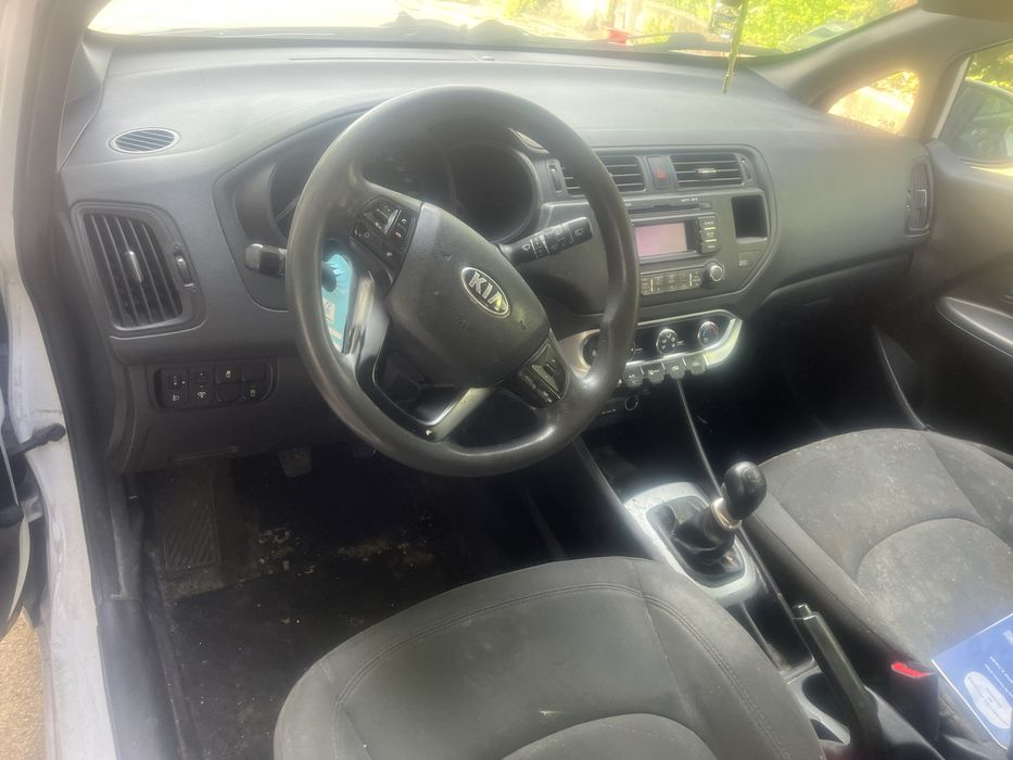 Kia Rio 1.1 CRDI 12V-75 CV Ano 2012