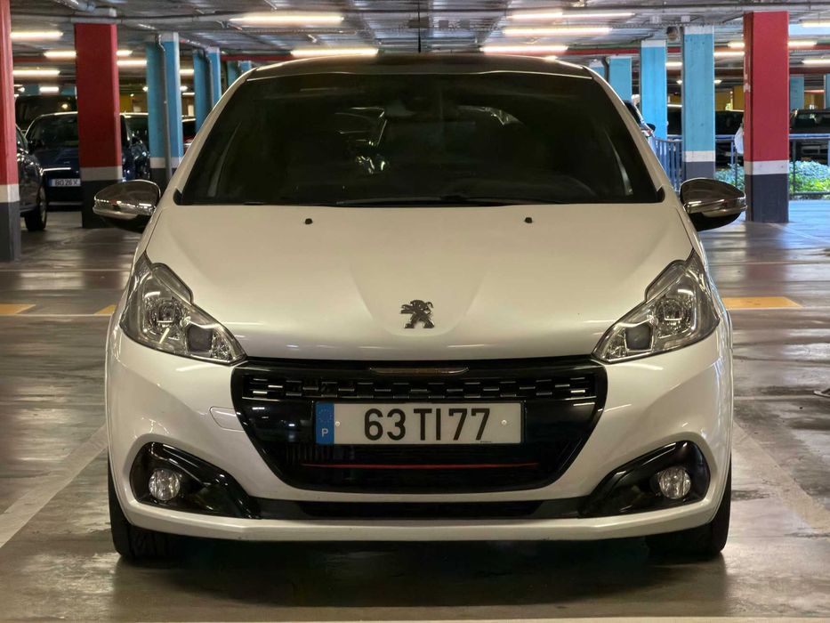Peugeot 208 GTi - 2017