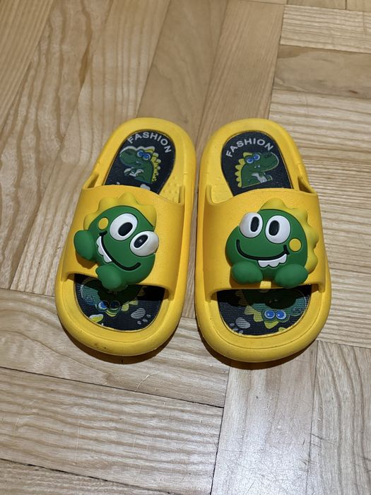 Klapki dla chlopca 26-27