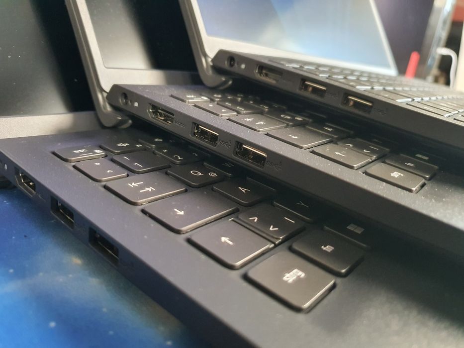 DELL Inspiron 15 3520 FHD 120Hz i3-1215U 8-64GB RAM 1-16TB SSD WiFi 7