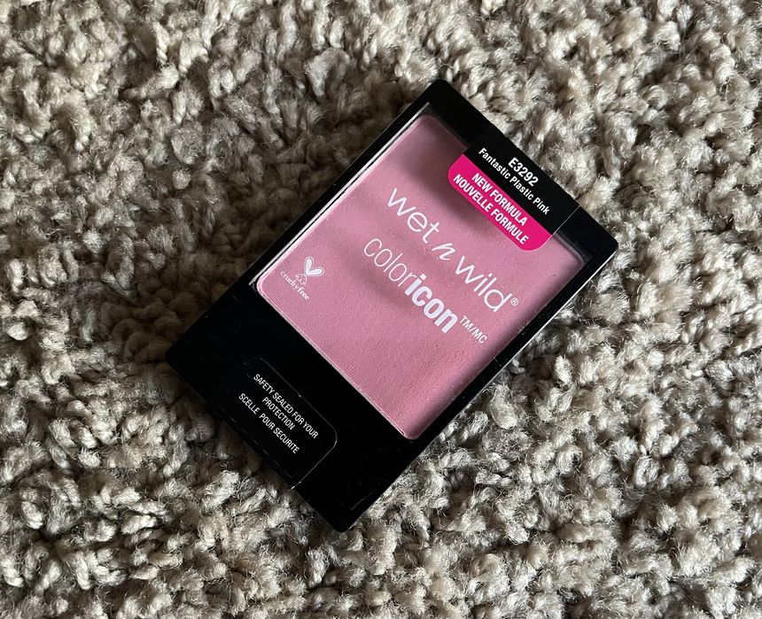 Wet n Wild róż do policzków Fantastic Plastic Pink wet n’wild