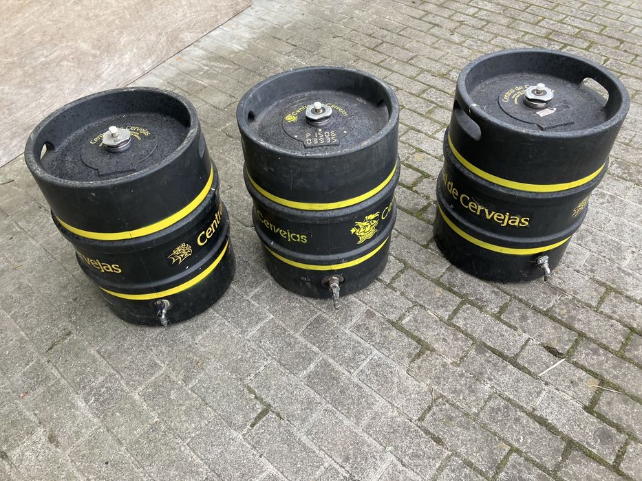 Três barris de inox 50L