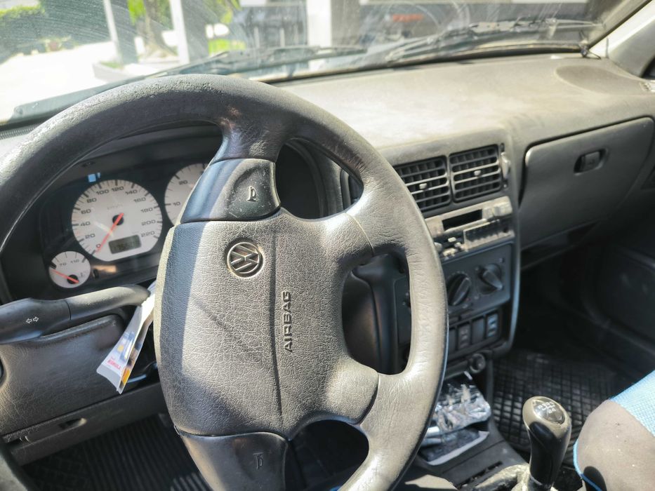 Volkswagen Polo Classic 1.9 tdi (1998) -  carro económico