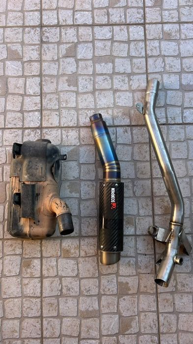 Ponteira Escape Scorpion Carbono Suzuki GSXR 600 / 750 (K8 K9 L0)