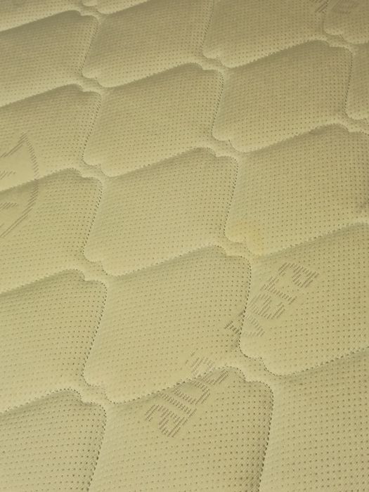 Cama de casal + colchão