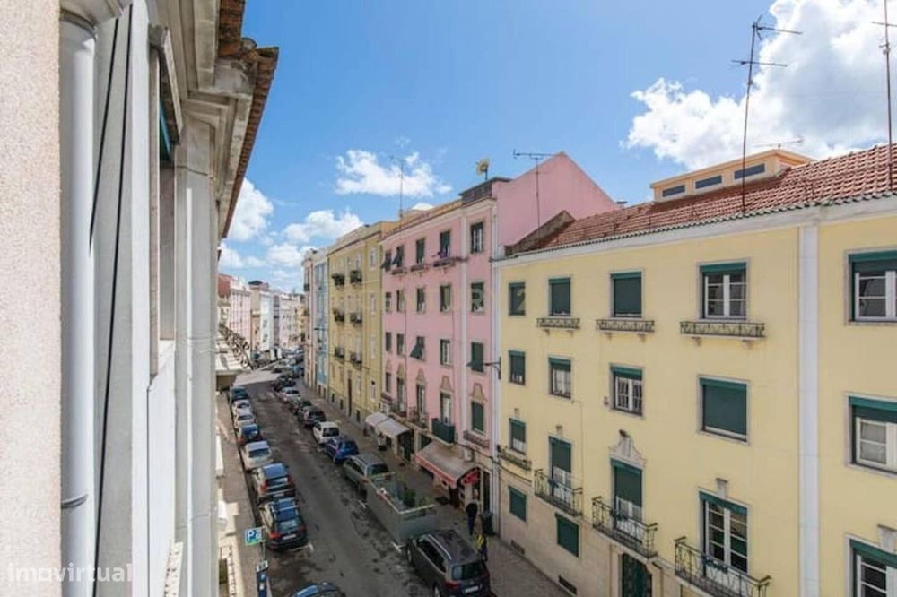 Aconchegante T2 em Arroios, Lisboa.