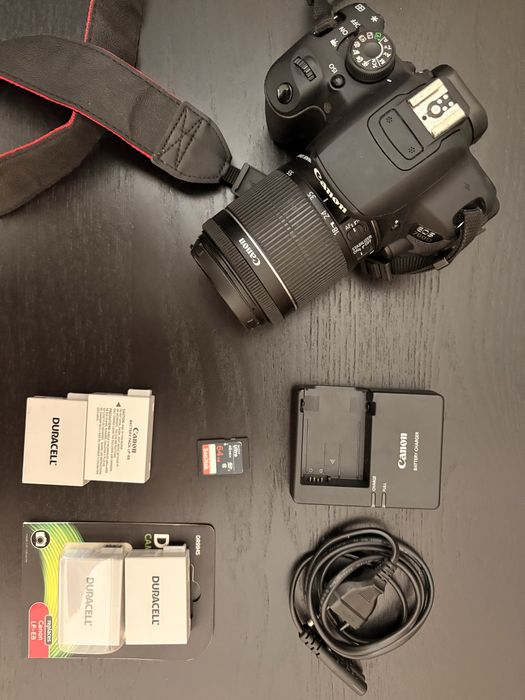 Canon EOS 700D + Lente 18-55mm STM + 4 Baterias + Cartão 64GB