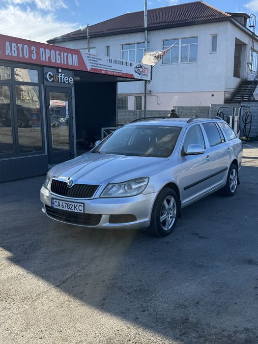 Skoda Octavia А5 в Авторитеті Камʼянка