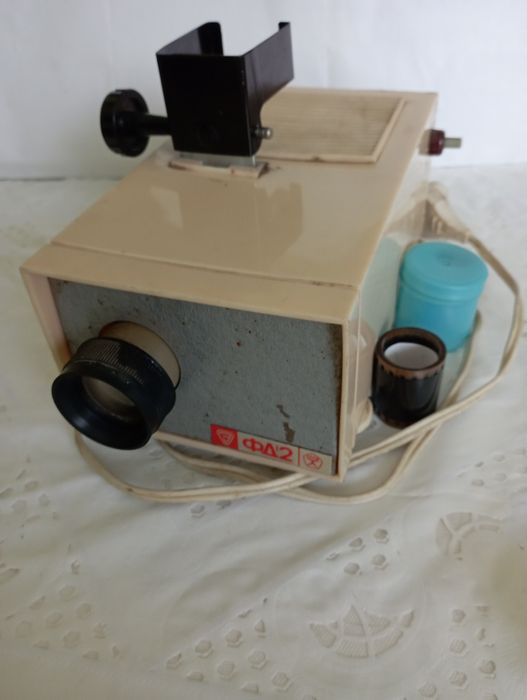 Игрушки времён ГДР,СССР. Слайды, диафильмы.