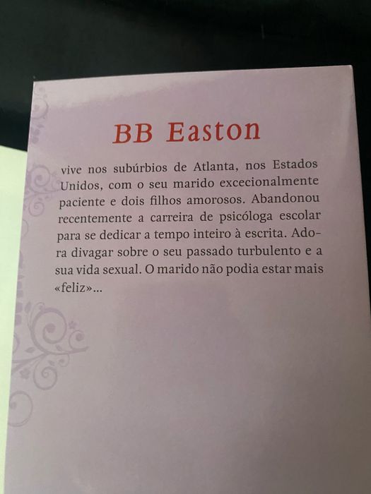 Livro  “A Educação Sexual de BB” de BB Easton