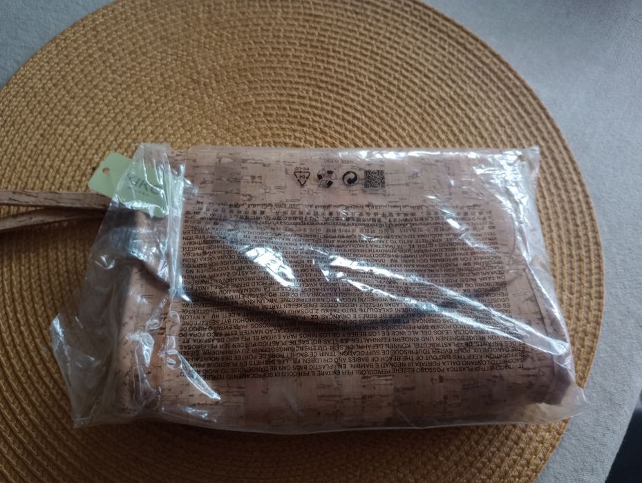 Nowa Kiko Milano #korek Kosmetyczka kopertówka