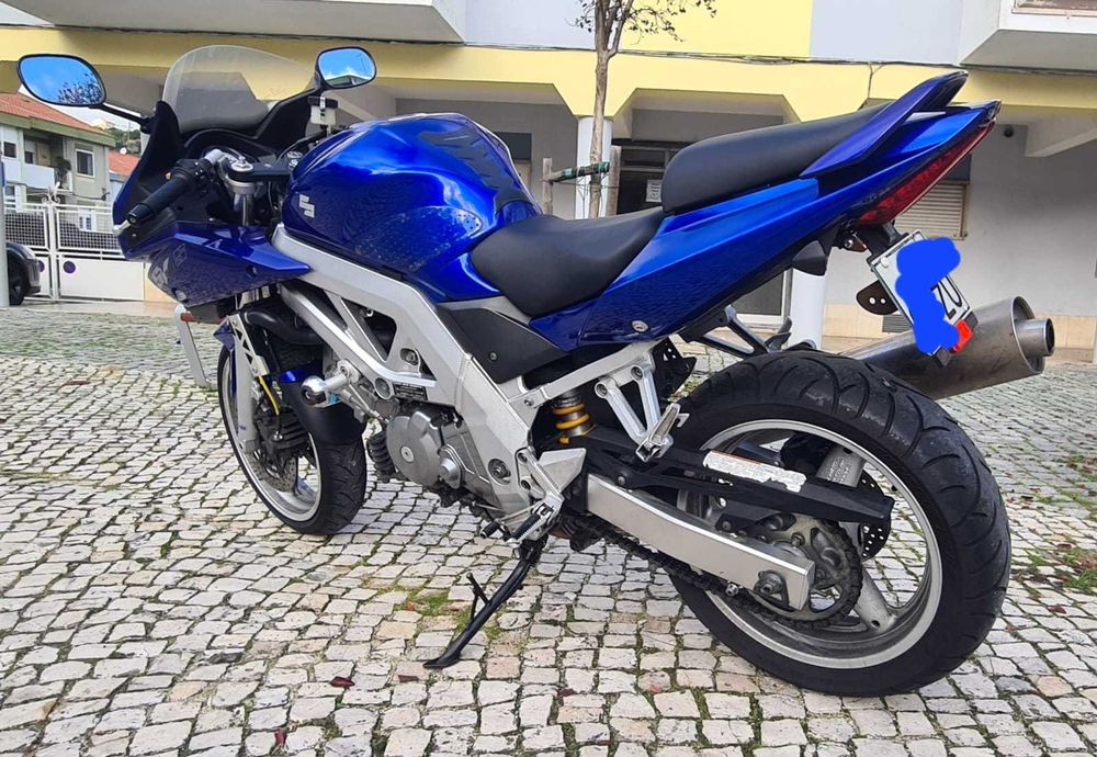 Suzuki SV650S 2005 (suspensão nova Ohlins)
