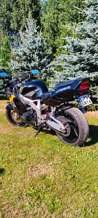 Honda CBR 900 RR