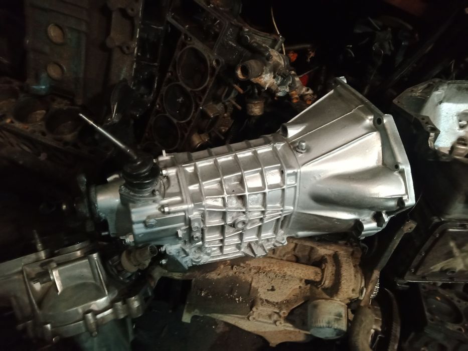 Коробка 4-х ступенчатая на ВАЗ 2101-2107,нива 2121