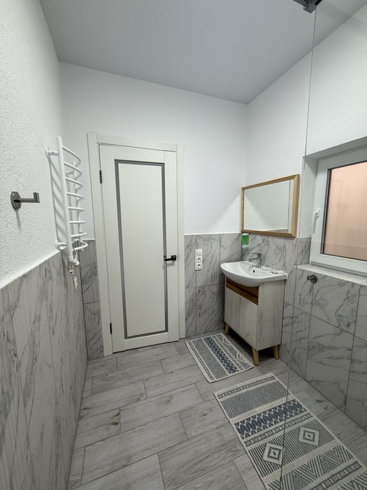 Кімнати подобово Велятино, Теплі води