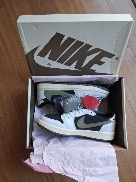 Nike Air Jordan 1 Low Travis Scott
