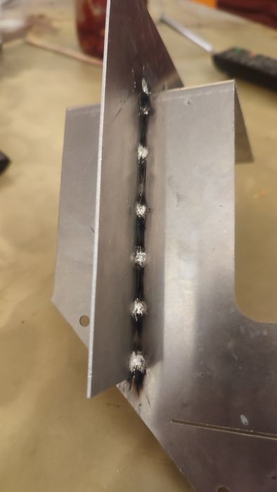 Сварка лазерная, точечная, конденсаторная тонкого металла