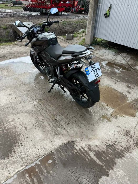 BAJAJ PulsarNS200